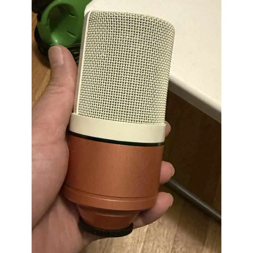 MXL 990 Condenser Wired Professional Microphone ( No Wire)